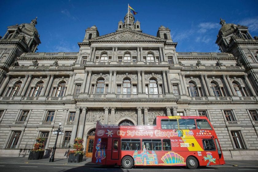 Hop on hop off Glasgow bus tours are a great way to get an overview of the city, but is it worth to board the City Sightseeing Glasgow bus?