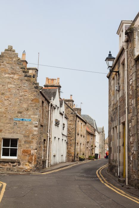 The town centre of St Andrews is lined with histrical buildings and small lanes.